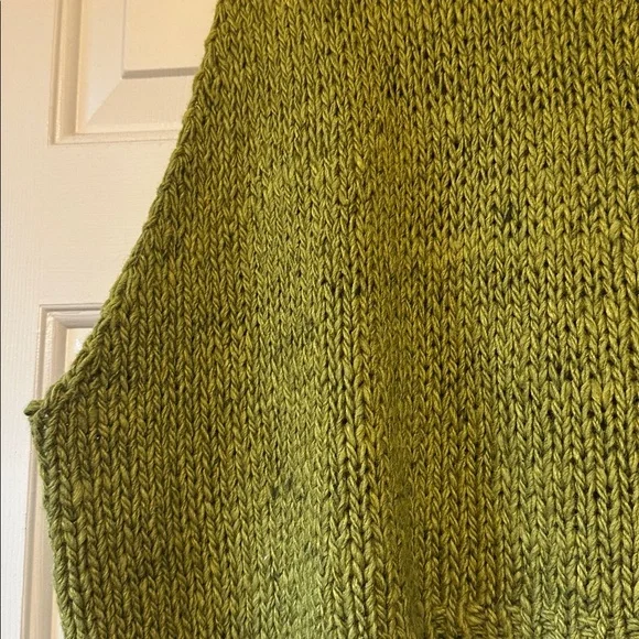 Handknit by me! Oversized crop vest in silk blend noro yarn. - Picture 2 of 2